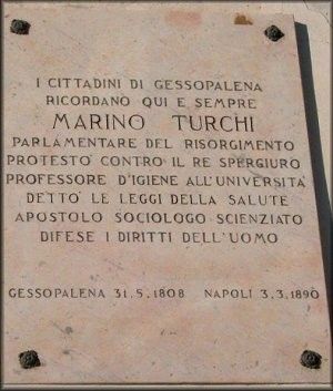 La lapide dedicata dai cittadini di Gessopalena a Marino Turchi